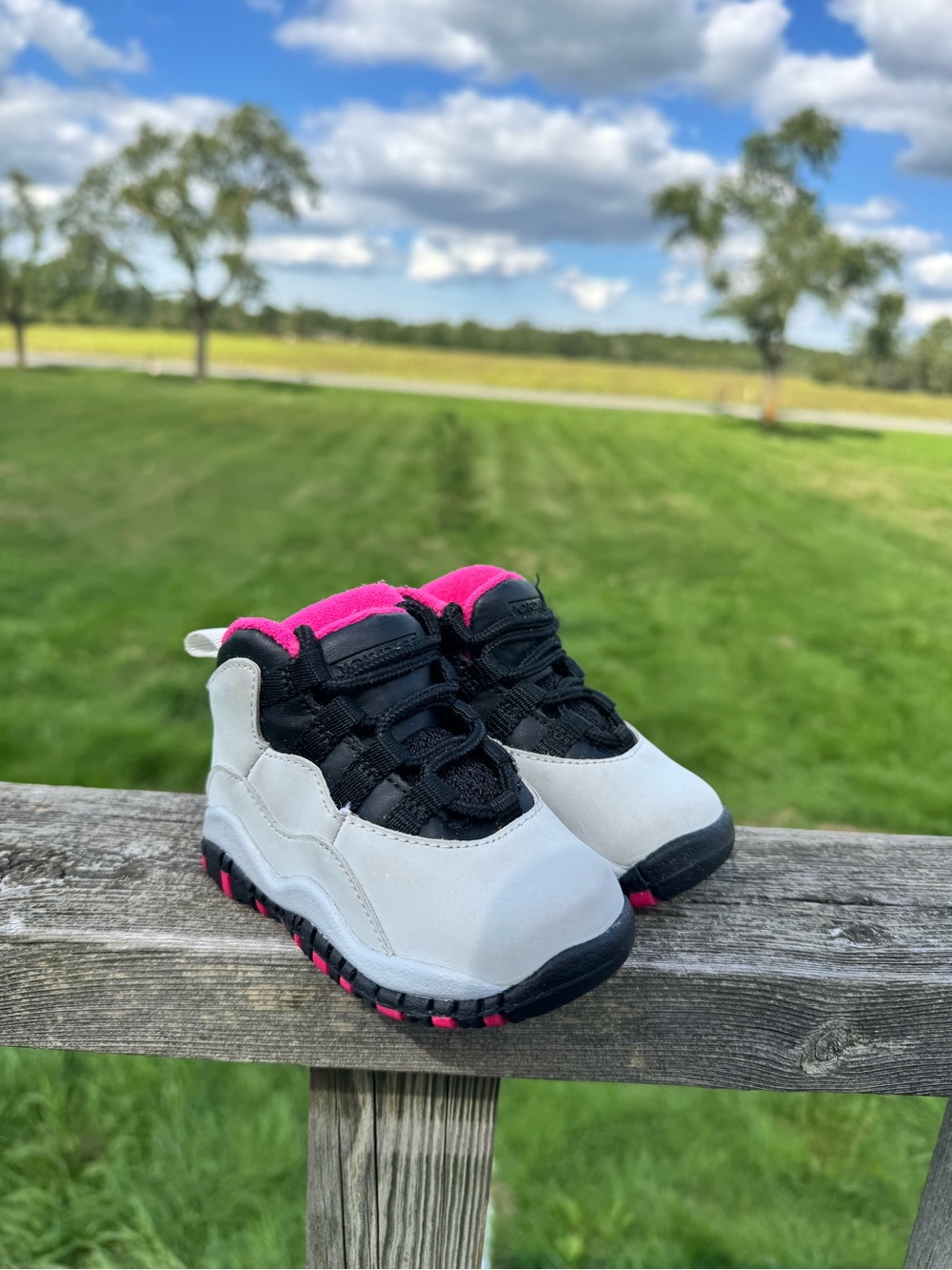 Jordan Kids White, Black & Pink High-Top Sneakers Vivid Pink